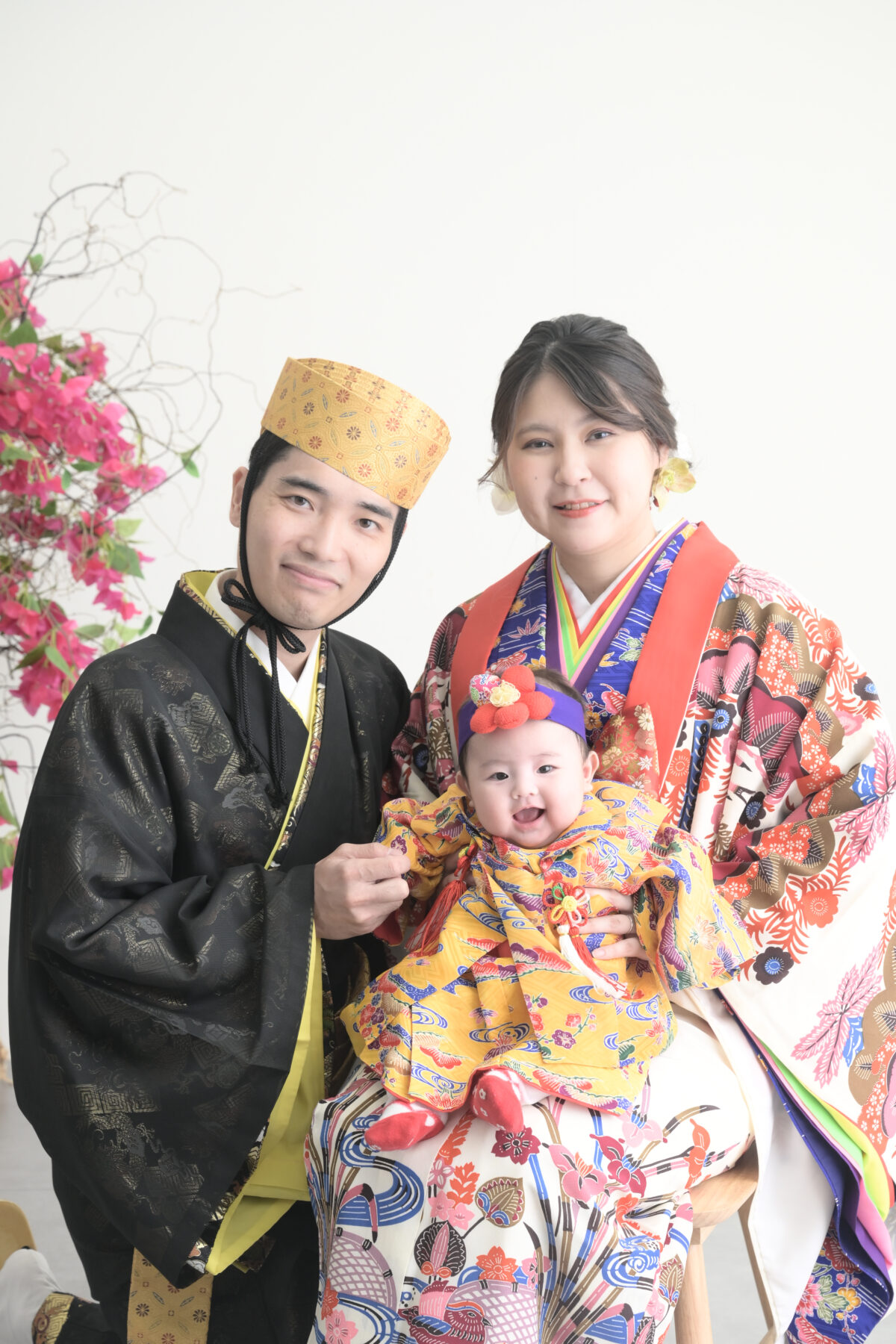 百日記念で家族みんな琉装でお揃いコーデ