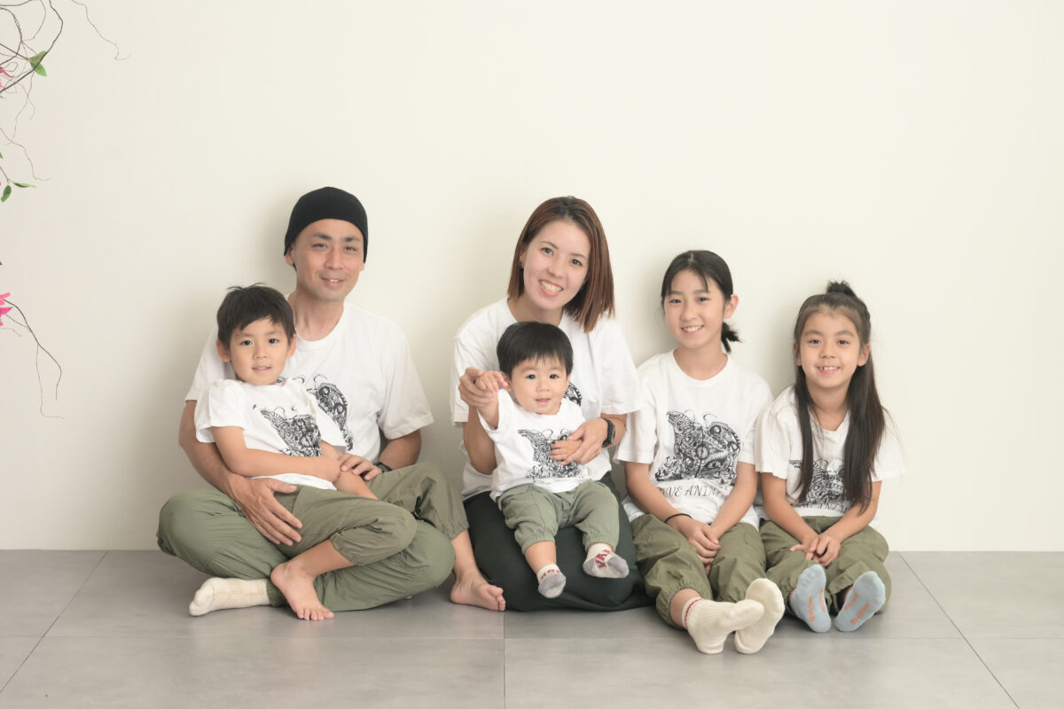 1歳記念（バースデーフォト）で家族写真