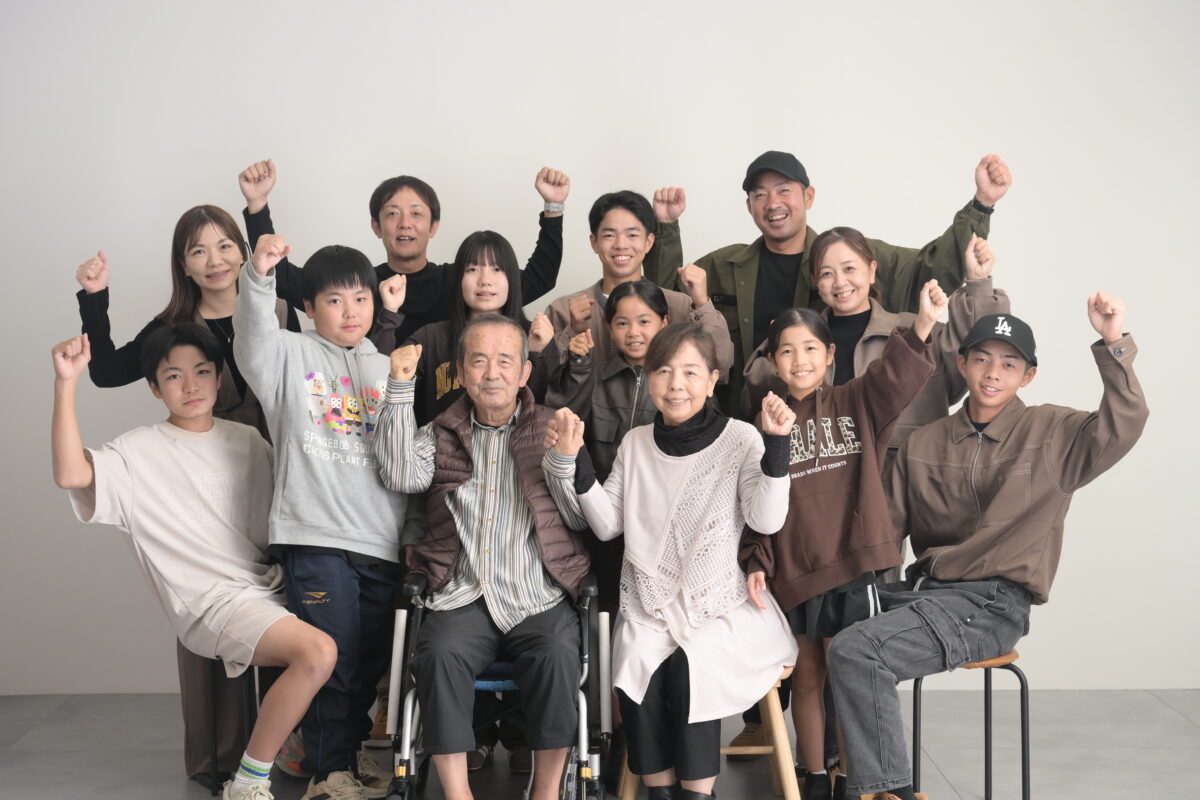 新年の幕開けは、笑顔あふれる「家族の集合写真」から！ - No Image