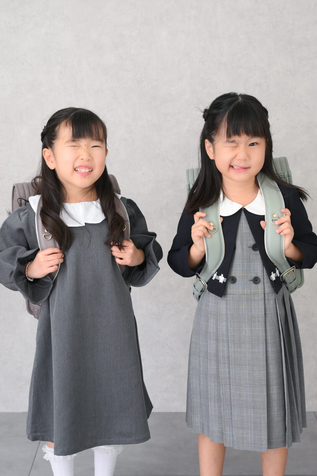 入学記念の写真（いとこ同士）