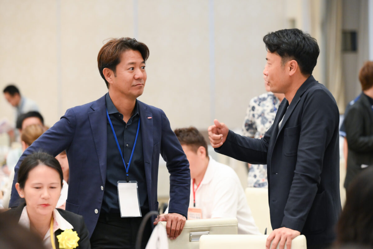 例会のスナップ写真