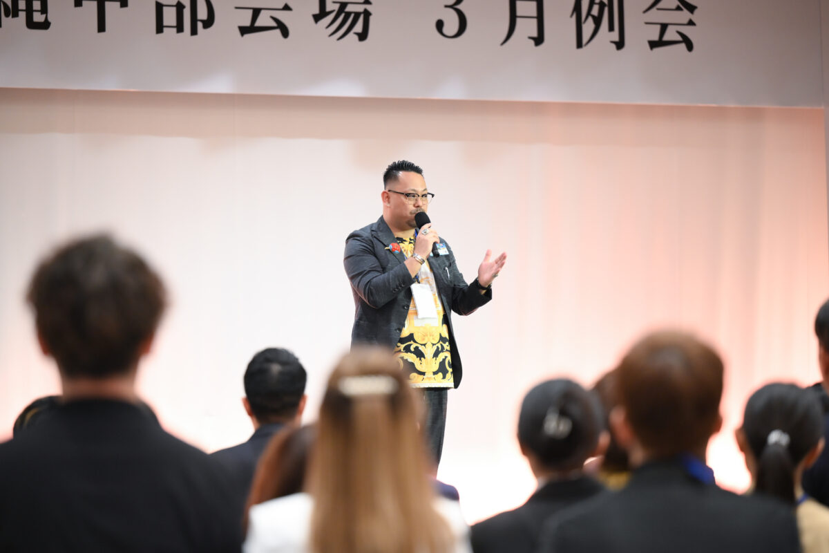 例会のスナップ写真