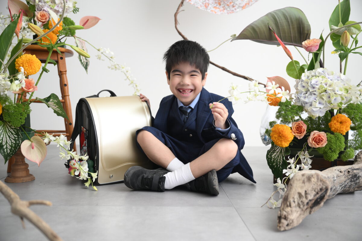 生花を使った入学記念の写真
