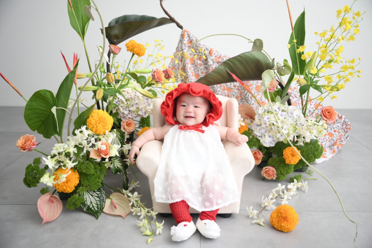 生花を使った100日（百日）記念の写真