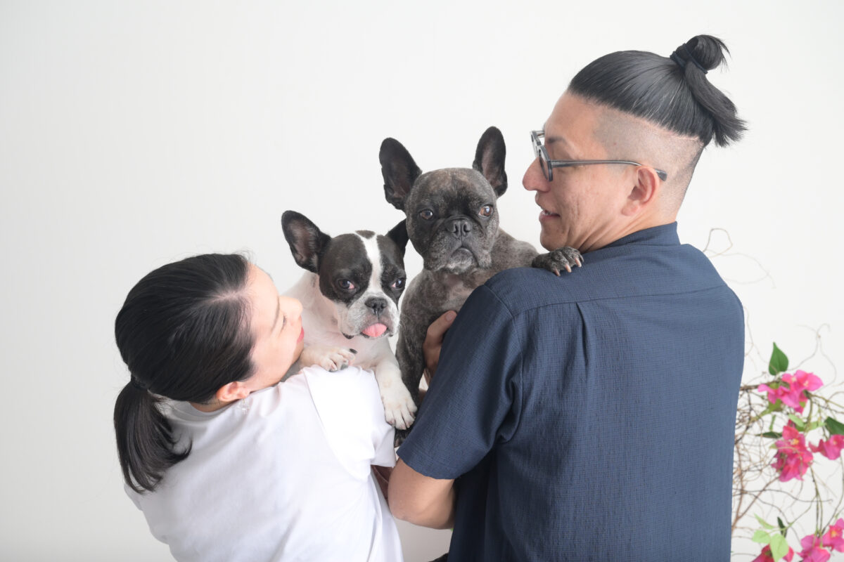 ペット(愛犬)との家族写真